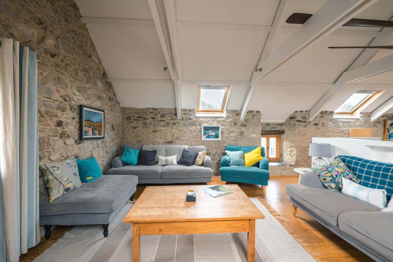 Stunning Converted Granary In Heart Of St Davids Lägenhet Exteriör bild