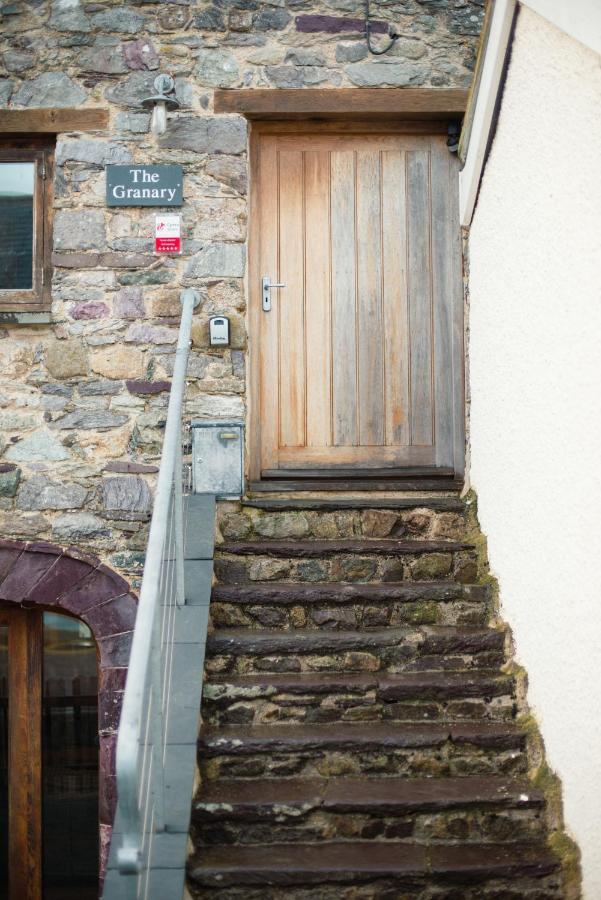 Stunning Converted Granary In Heart Of St Davids Lägenhet Exteriör bild